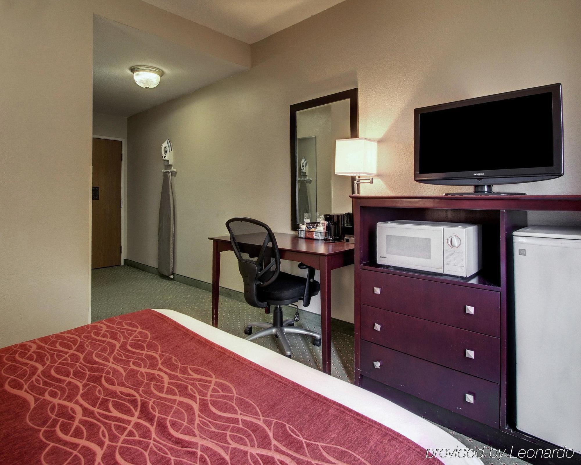 Columbia Inn & Suites 외부 사진