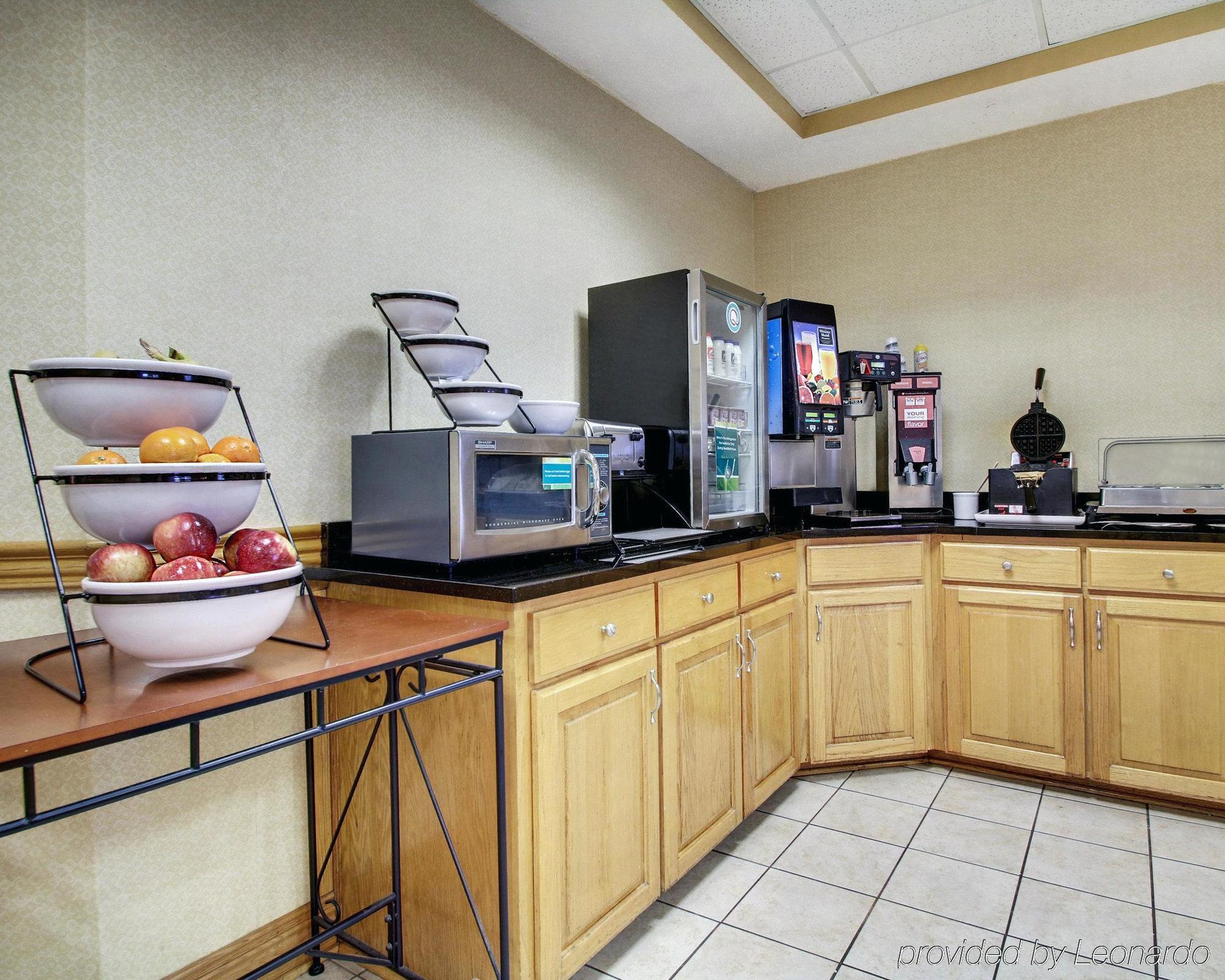 Columbia Inn & Suites 외부 사진